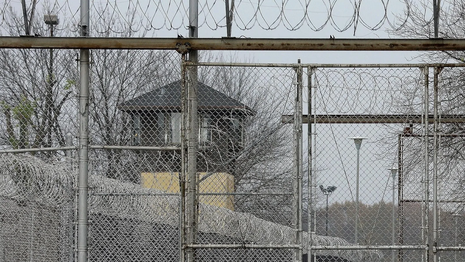 A private prison health care company accused of substandard care is awarded new contract in Illinois – usreport.online