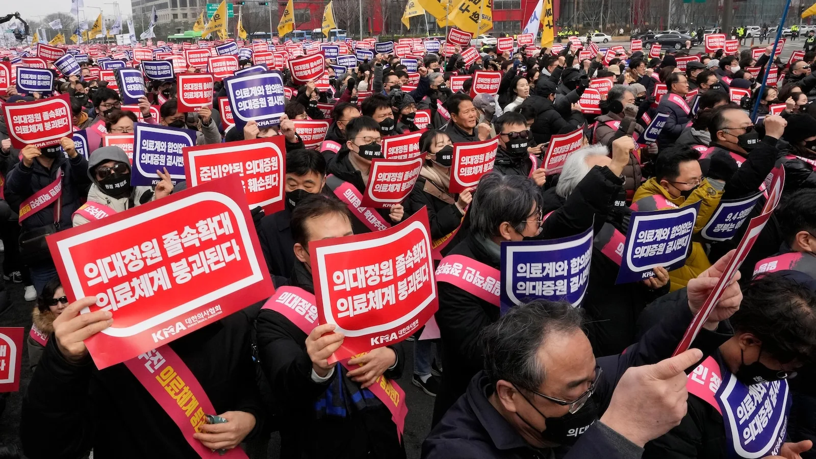 South Korea criticizes senior doctors who are joining their juniors in a prolonged walkout – usreport.online